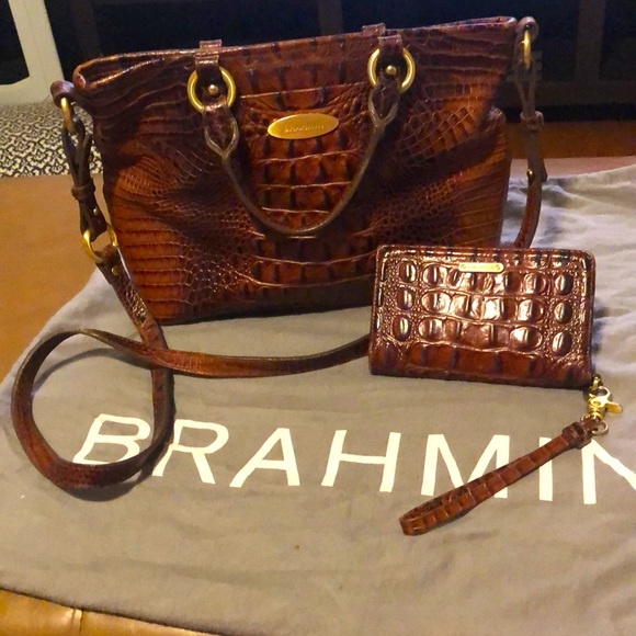 Brahmin tote bag and wallet